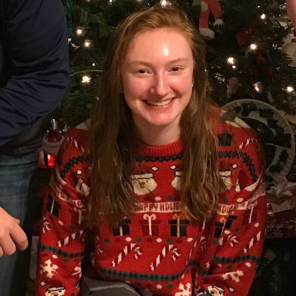 Meet your Posher, Addy - Picture 3 of 3